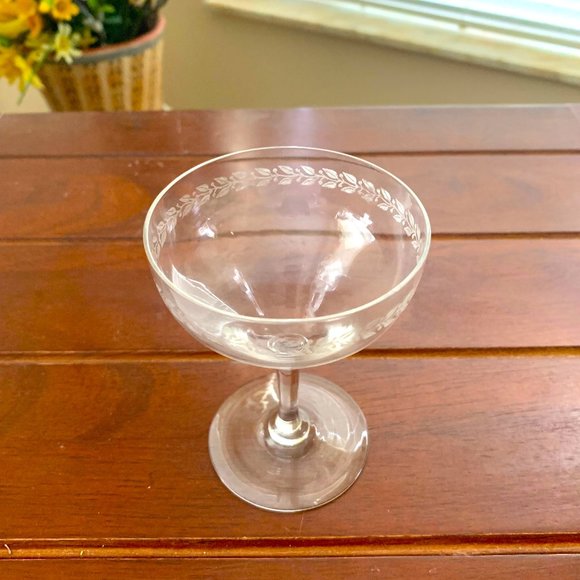 Vtg. Liquor/Cocktail Glass 'Band 600' by Bryce Brothers Glassware - 5 Available - Picture 1 of 5